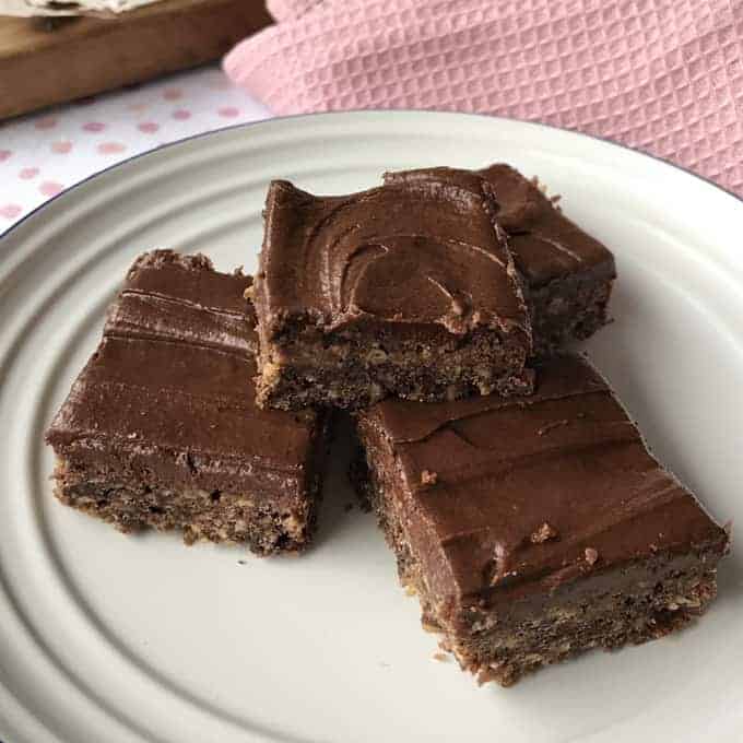 vj cooks chocolate weetbix slice 