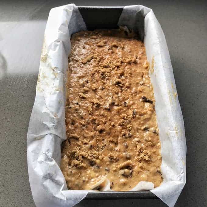 banana chocolate chip loaf, easy recipe by VJ cooks 