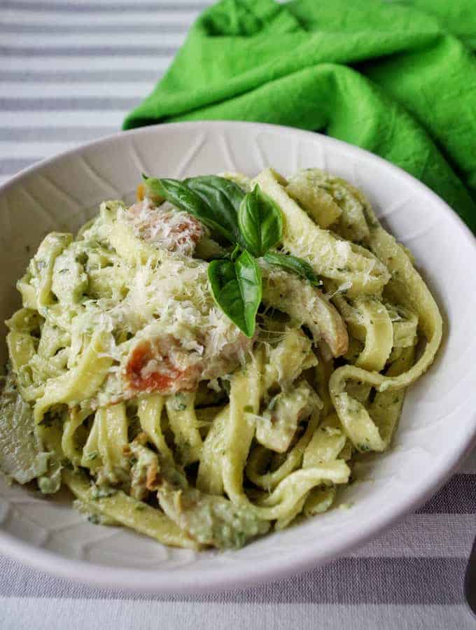 Fettuccine pesto deals