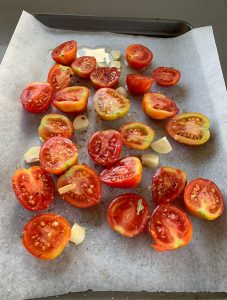 Roasted tomato and prawn pasta 