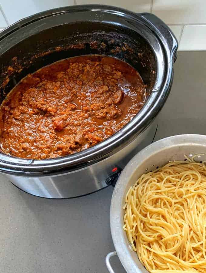 Slow Cooker Spaghetti Bolognese - VJ Cooks