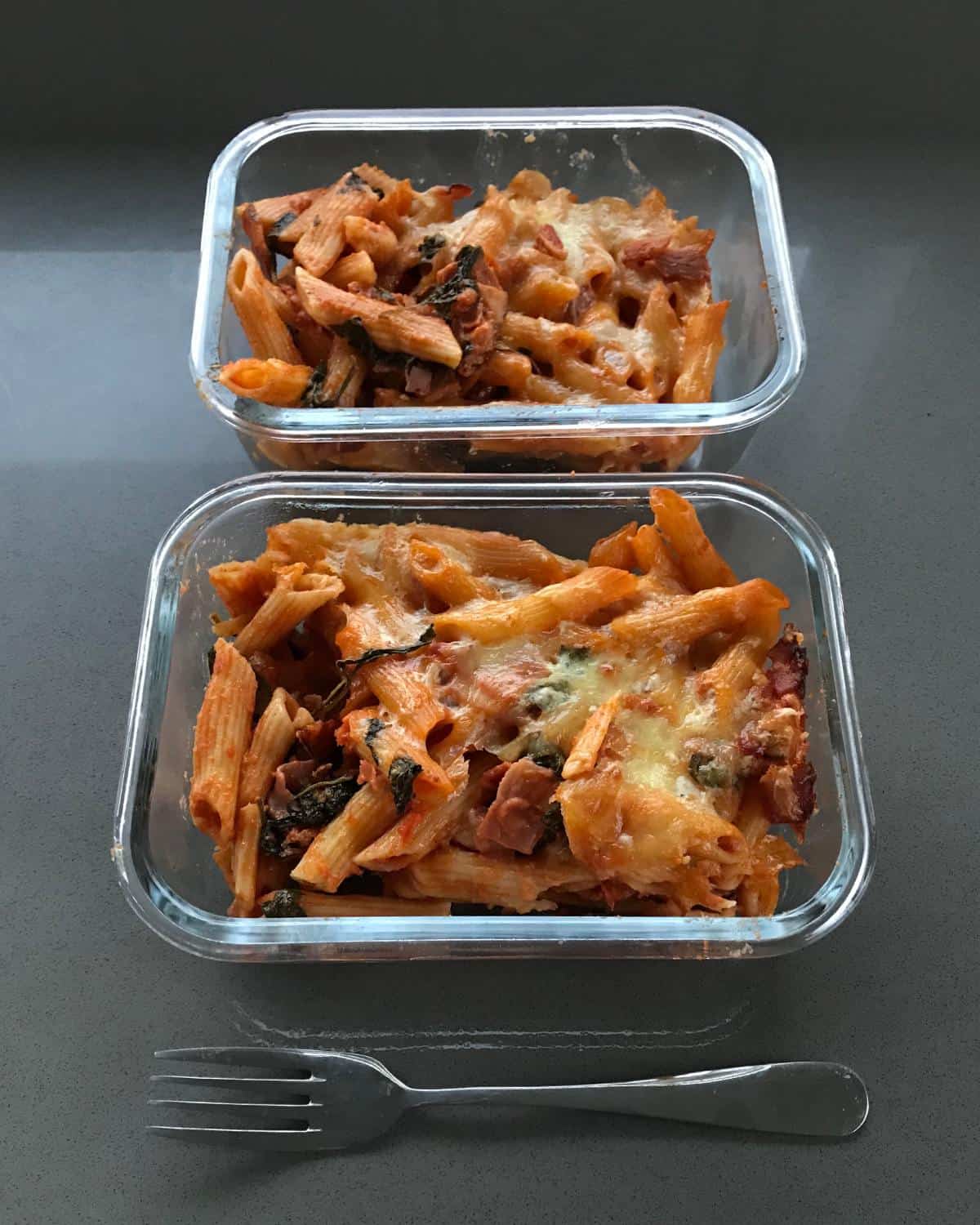 can you put raw bacon in pasta bake