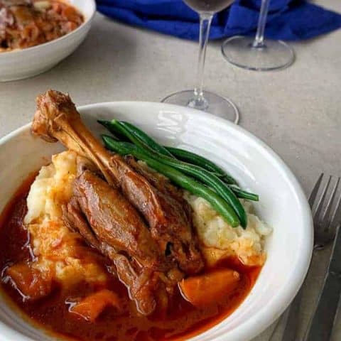 Slow cooker lamb shanks