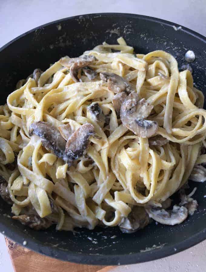 vj cooks creamy mushroom pasta