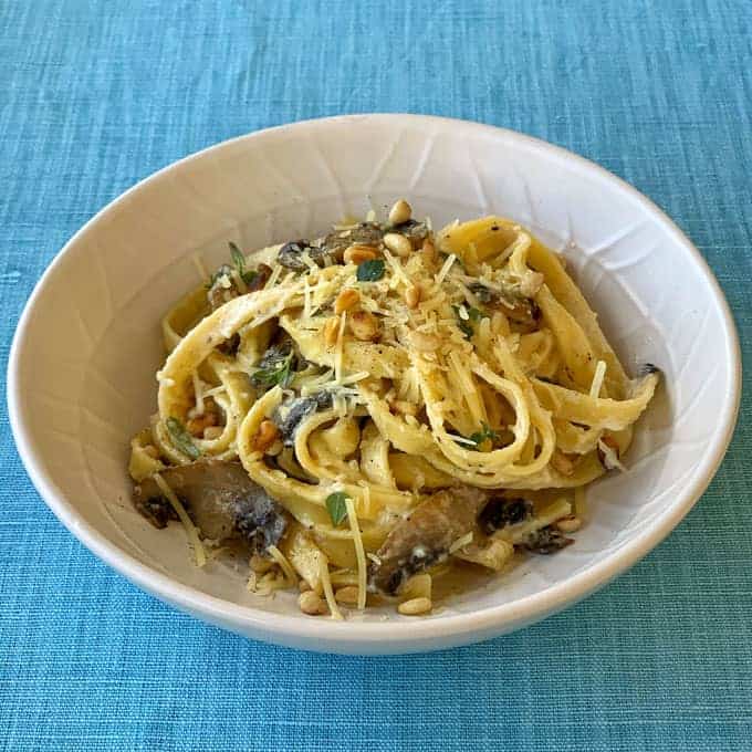 vj cooks creamy mushroom pasta