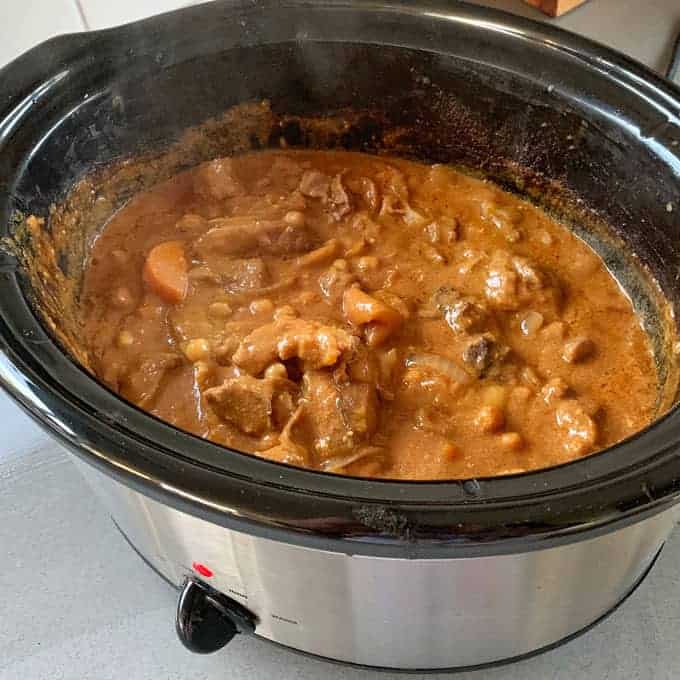 vj cooks slow cooker Moroccan lamb with apricot and chickpeas 