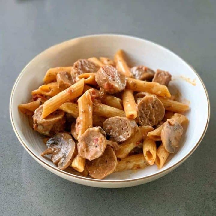 Slow cooker sausage pasta