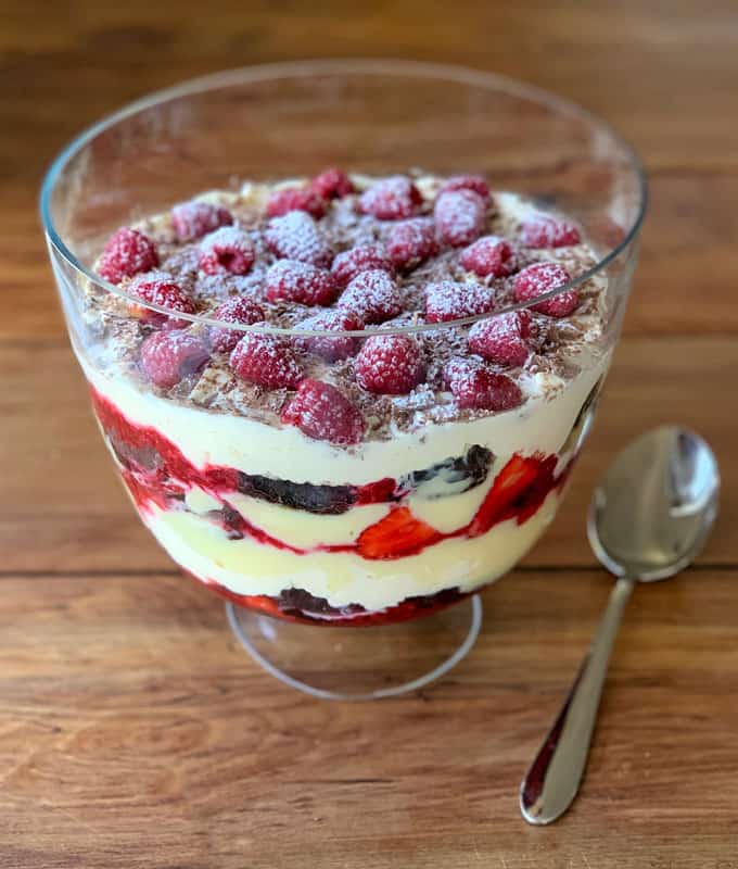 Chocolate brownie trifle - VJ Cooks