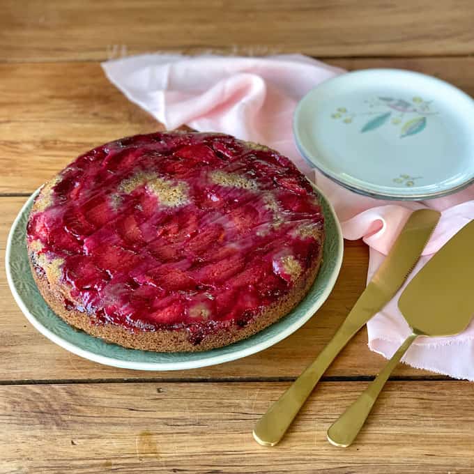 upside down gluten free plum cake