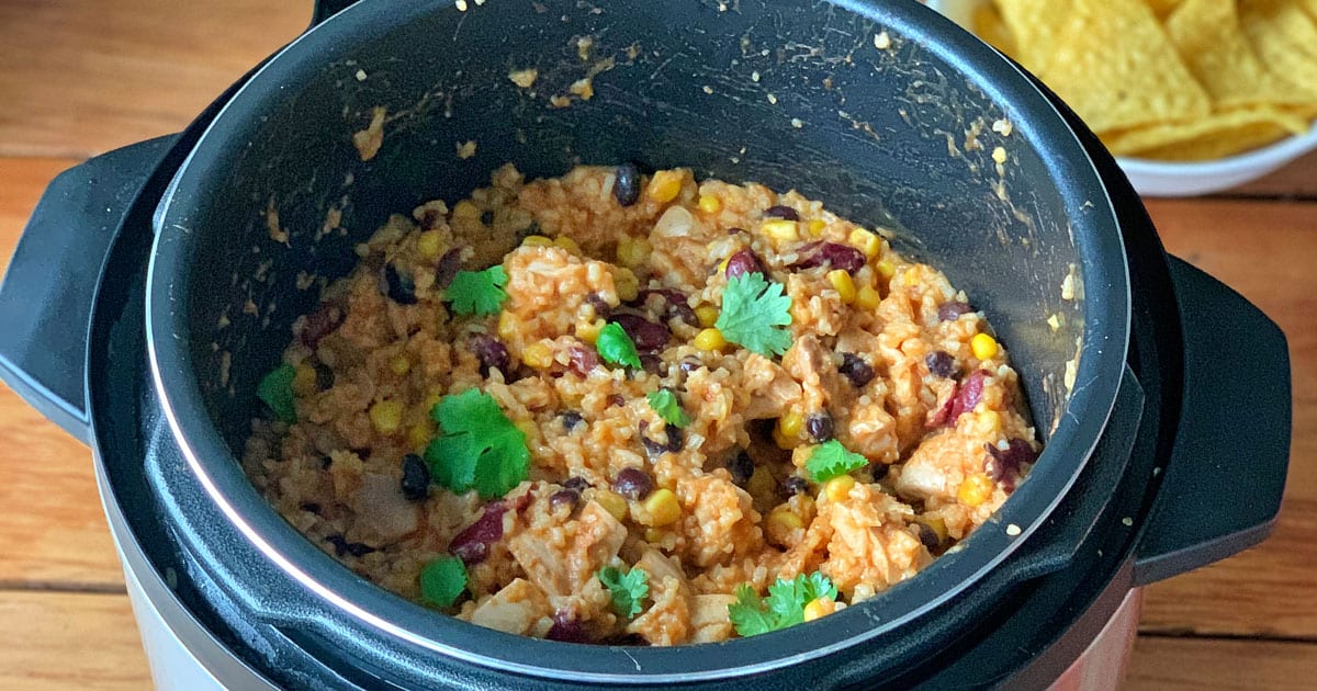 Multi cooker Mexican Chicken and rice - VJ Cooks