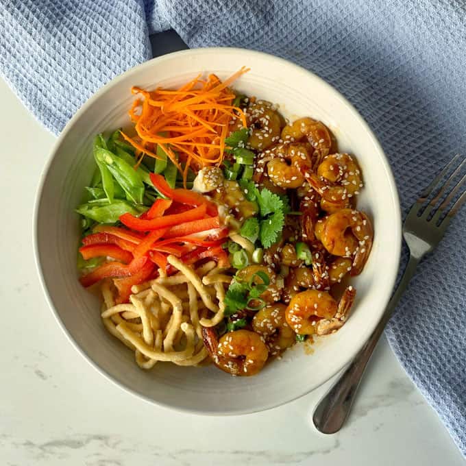 honey chilli prawn rice bowls