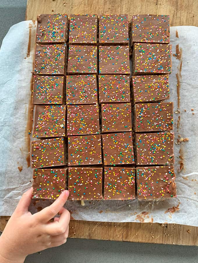 No-bake Milk Chocolate Slice