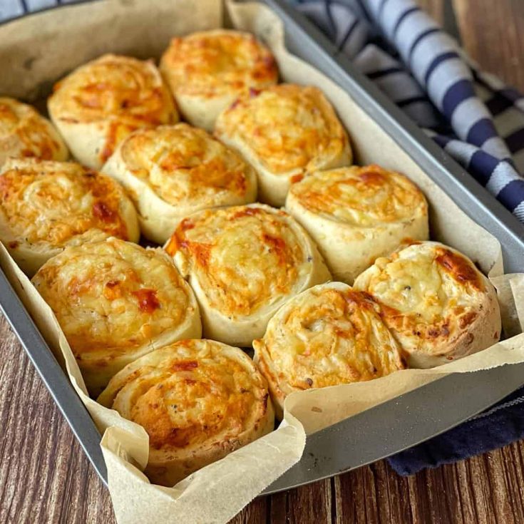 Cheesy Buffalo Chicken Scrolls - VJ Cooks