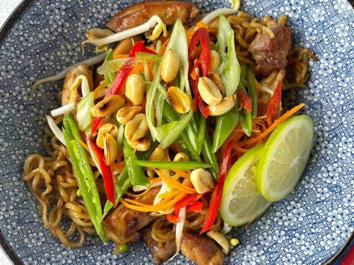 Chicken Satay Noodle Stir Fry