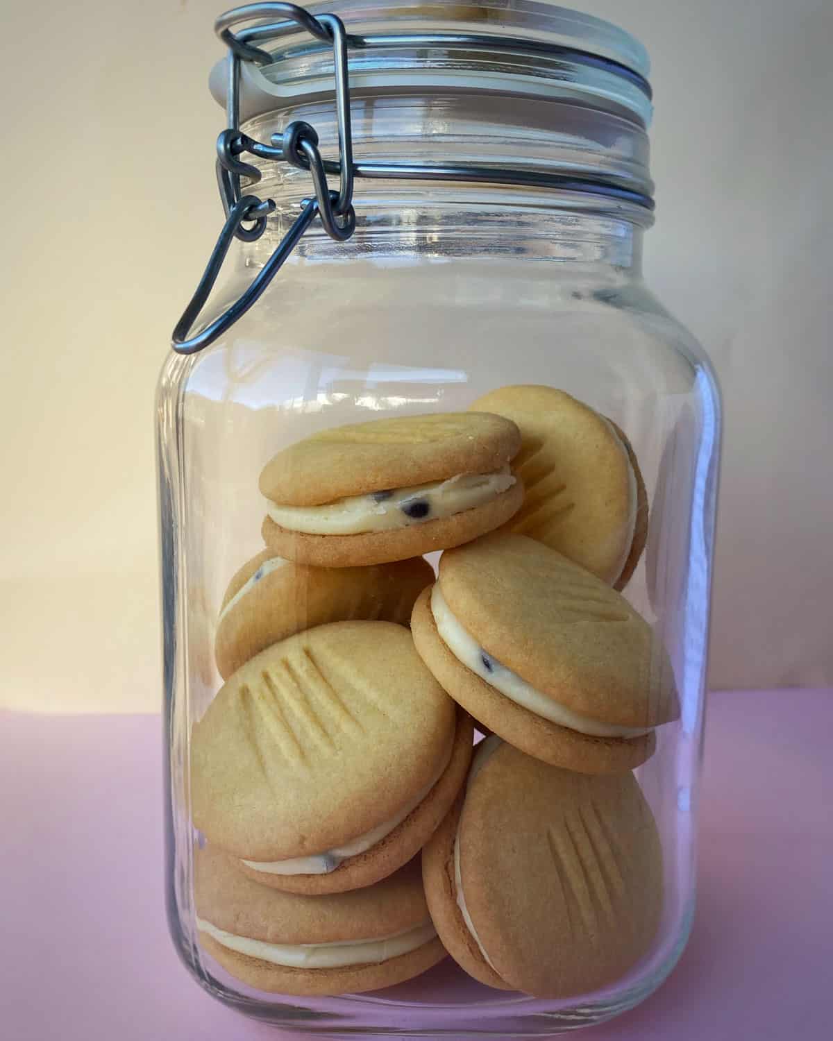 Yoyo biscuits stored in a glass jar.
