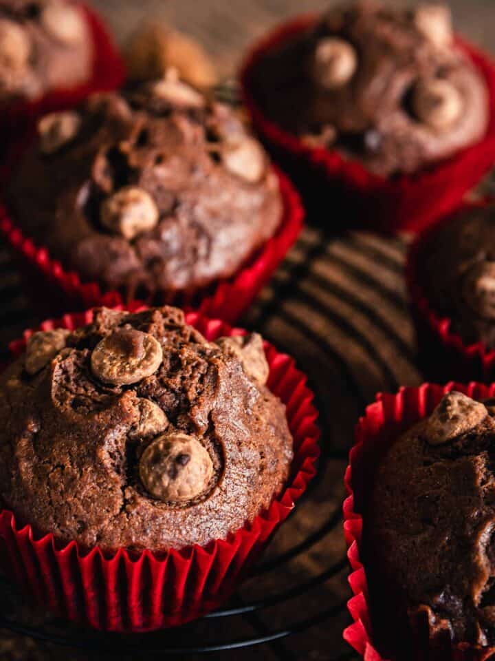 Easy Banana Chocolate Chip Loaf Recipe by VJ cooks