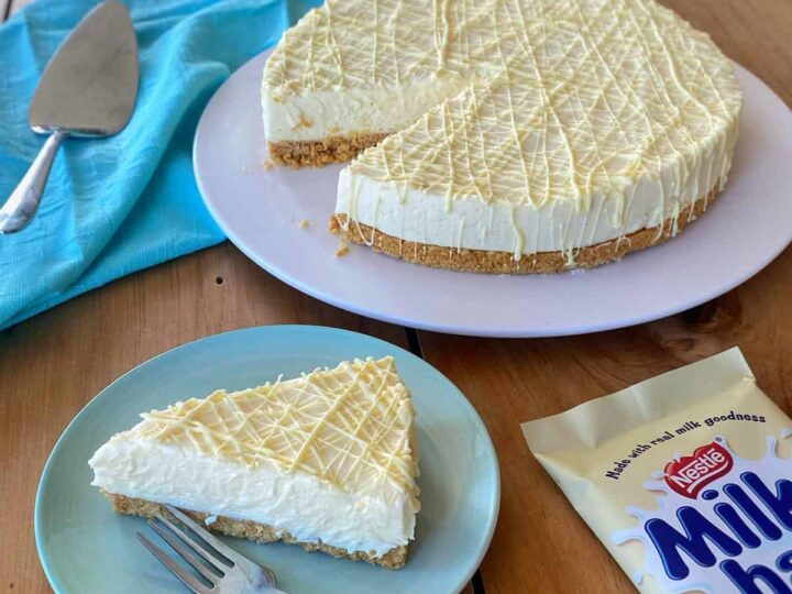 VJcooks_MilkyBarCheesecake_19-